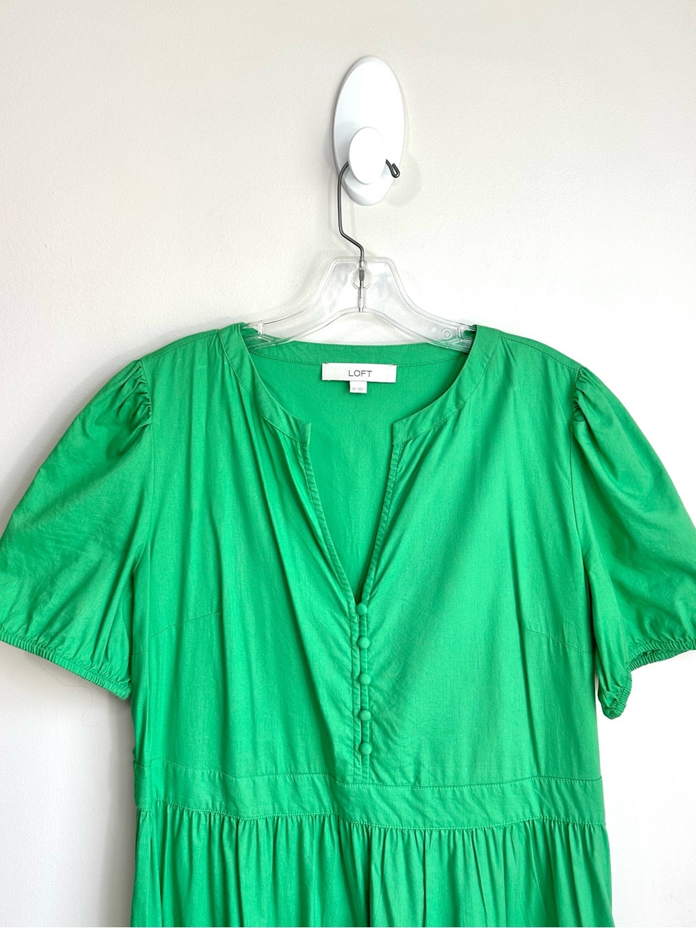 LOFT Tiered Puff Sleeve Midi Dress in Kelly Green Size 12 - Picture 4 of 15